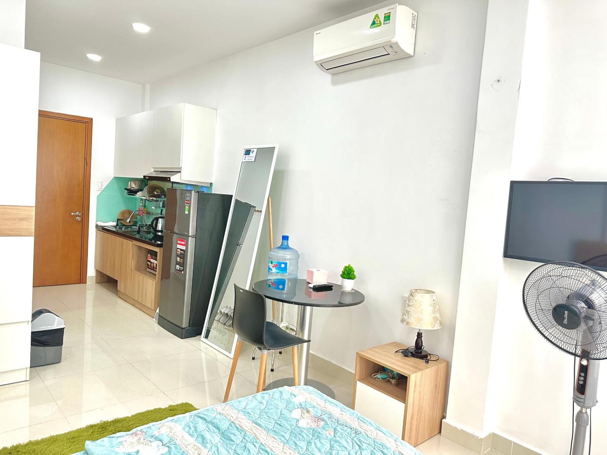 Modern Apartment Near Landmark81 Ho Chi Minh City Exterior photo