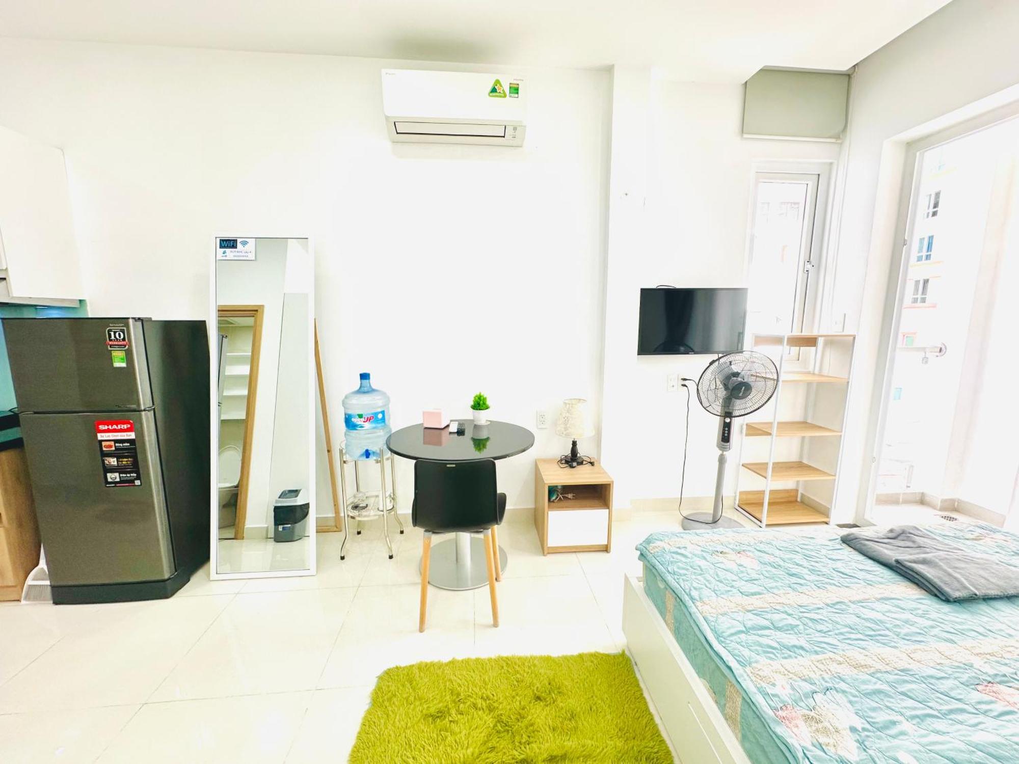 Modern Apartment Near Landmark81 Ho Chi Minh City Exterior photo